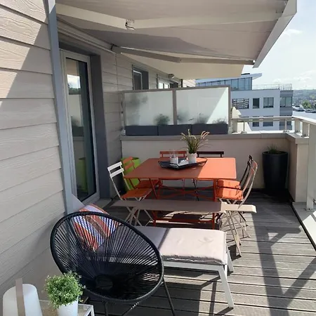 Le Murmure De L'eau - D'hote Urbaine - Δωμάτια σε οικογενειακή κατοικία *